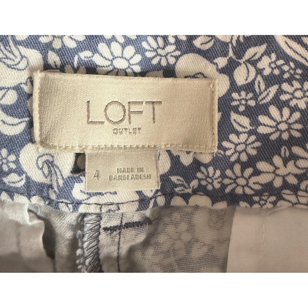 LOFT Outlet Womens Blue White Floral Cotton 6 Inch Inseam Shorts Size 4 - Picture 4 of 6